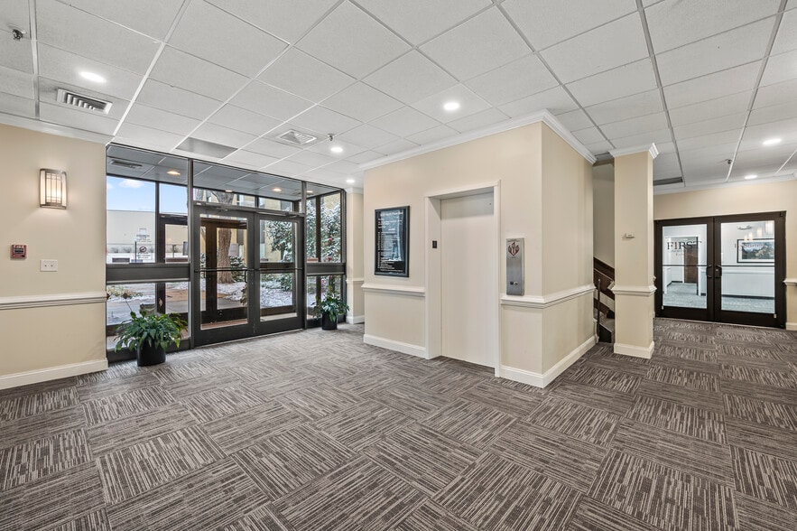 More Photos Of 8025 North Point Blvd, Winston-Salem Office For Lease