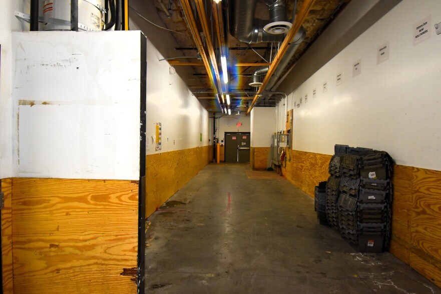 More Photos Of 43423 Monroe St, Indio Freestanding For Sale