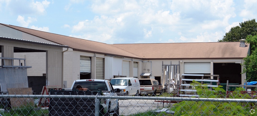 More Photos Of 7734 Industrial Rd, Melbourne Warehouse For Lease