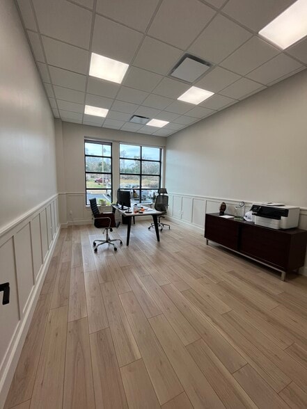 More Photos Of 2320 Wayne St, Columbia Warehouse For Lease