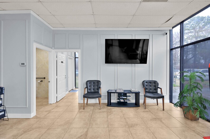 More Photos Of 3050 Farm To Market 2920 Rd, Spring Auto Repair For Sale