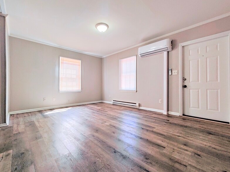 More Photos Of 1112 Clark St, Rocky Mount Multifamily For Sale