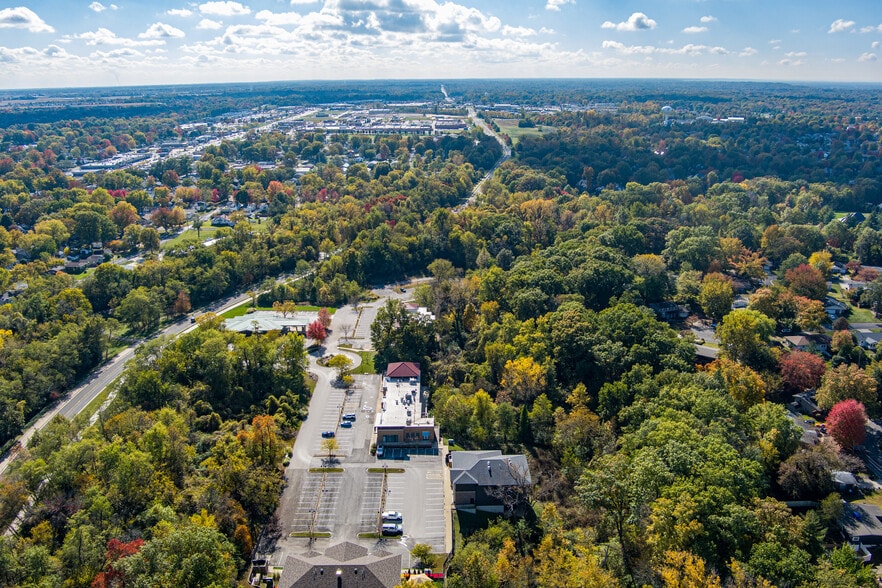 More Photos Of 871 S Arbor Vitae, Edwardsville General Retail For Lease