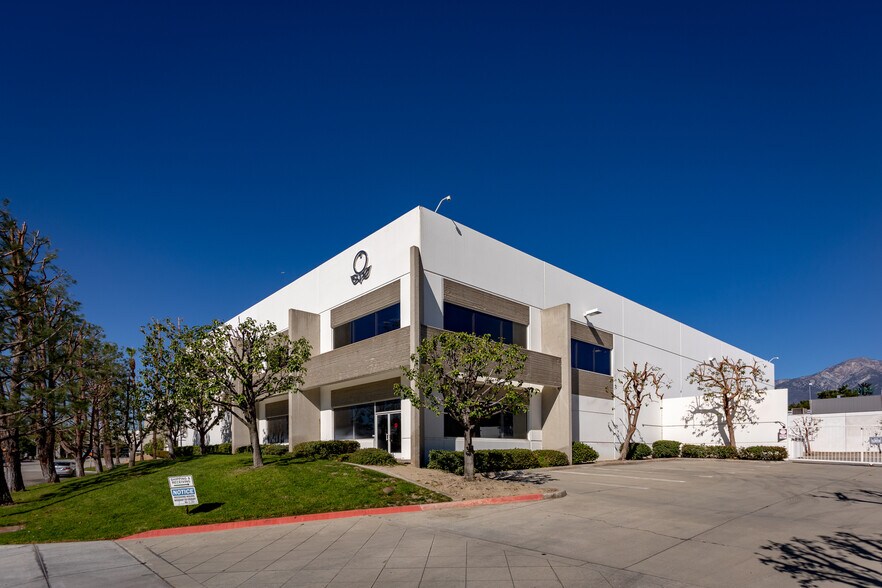 More Photos Of 10730 Bell Ct, Rancho Cucamonga Warehouse For Lease