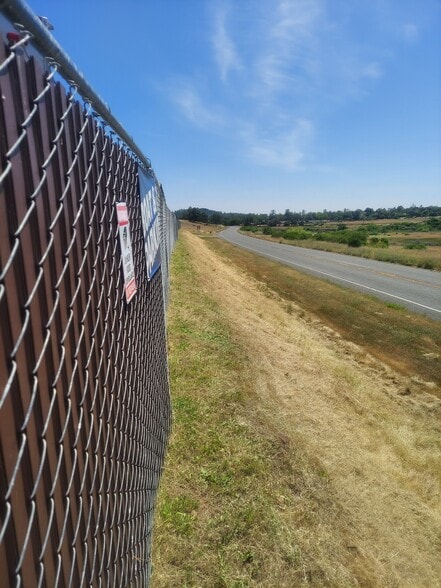 More Photos Of 170 Kelly Ridge Rd, Oroville Self Storage For Sale