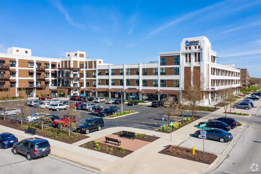 More Photos Of 611 Veterans Ave, West Bend Apartments For Lease