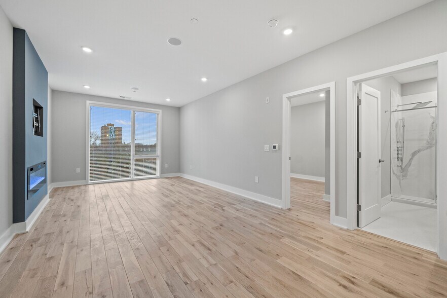 More Photos Of 1000-1038 W Girard Ave, Philadelphia Apartments For Lease