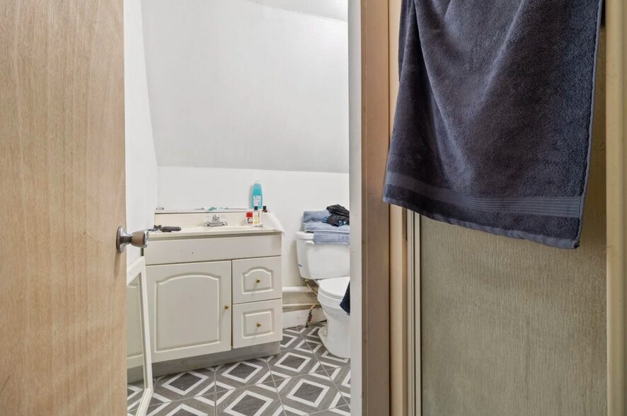 More Photos Of 13 Hodskin St, Canton Apartments For Sale