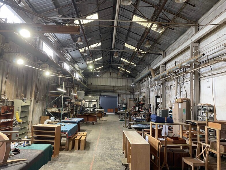 More Photos Of 3422 Union Pacific Ave, Los Angeles Manufacturing For Sale