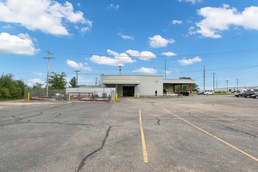 More Photos Of 5150 Walcutt Ct, Columbus Manufacturing For Lease