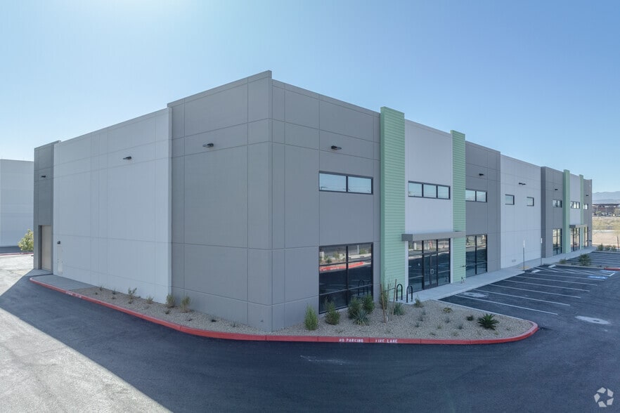 More Photos Of 5765 W Sunset Rd, Las Vegas Distribution For Sale