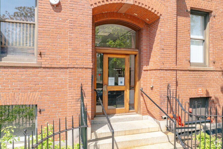 More Photos Of 237 Putnam Ave, Cambridge Office For Lease