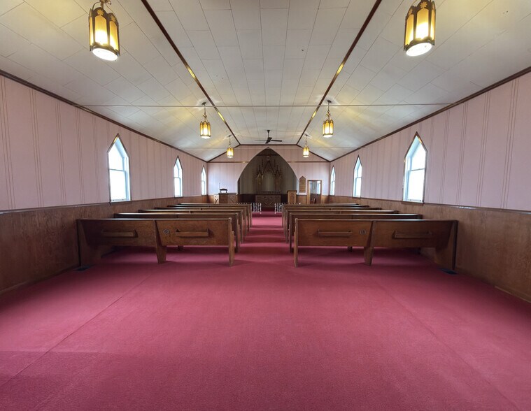 More Photos Of 6441 Smithville Rd, Smithville Religious Facility For Sale