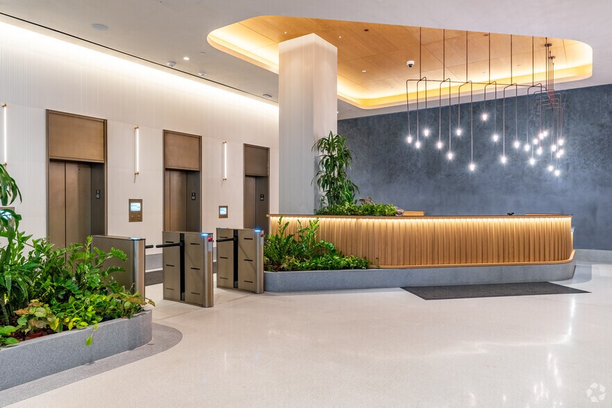 More Photos Of 360 Park Ave S, New York Office For Lease
