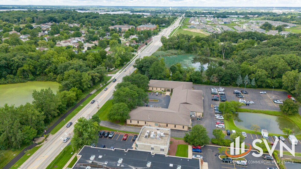 More Photos Of 840 W Bartlett Rd, Bartlett Office For Sale