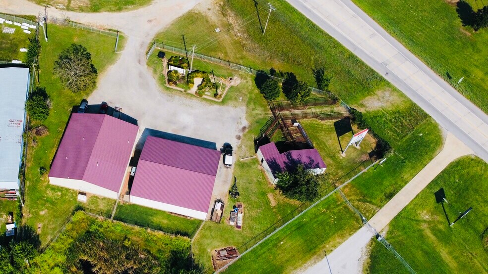 More Photos Of 36161 W Highway 51, Mannford Service For Sale