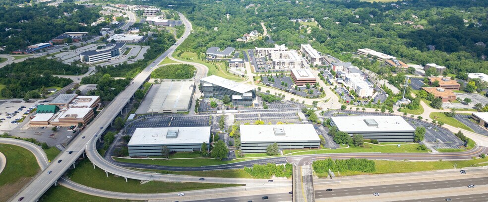 Primary Photo Of 1610 Des Peres Rd, Des Peres Unknown For Lease