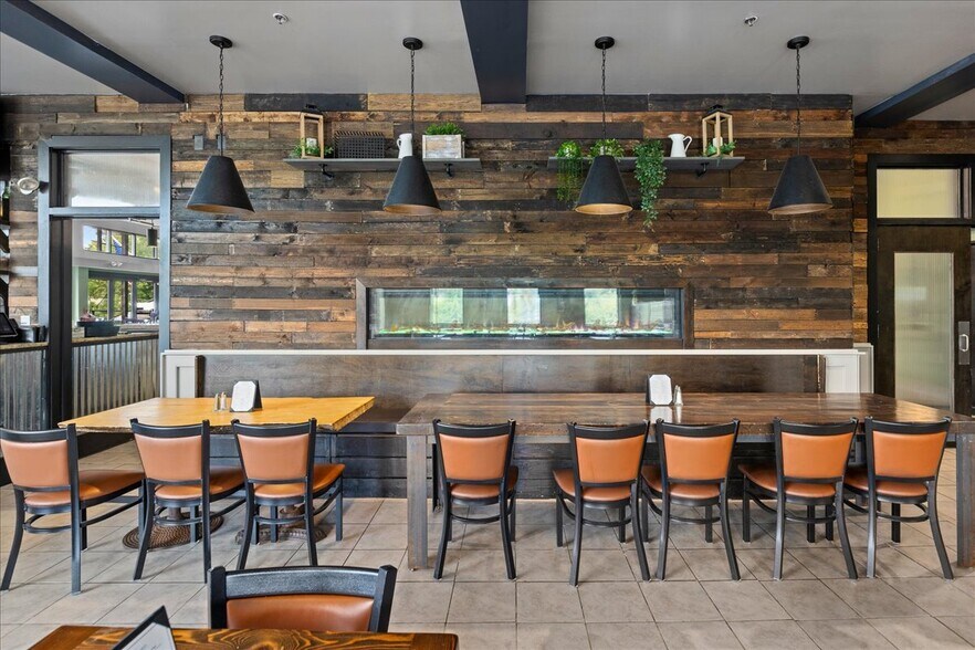 More Photos Of 1067 Totem Rd, Bensalem General Retail For Sale