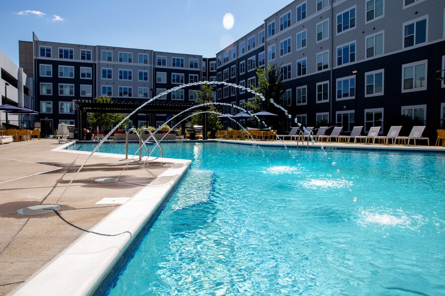 More Photos Of 104 E 7th St, Coralville Apartments For Lease