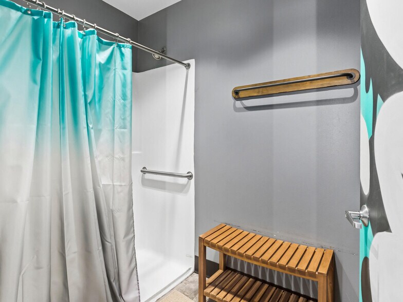More Photos Of 150 Coxe Ave, Asheville Apartments For Lease