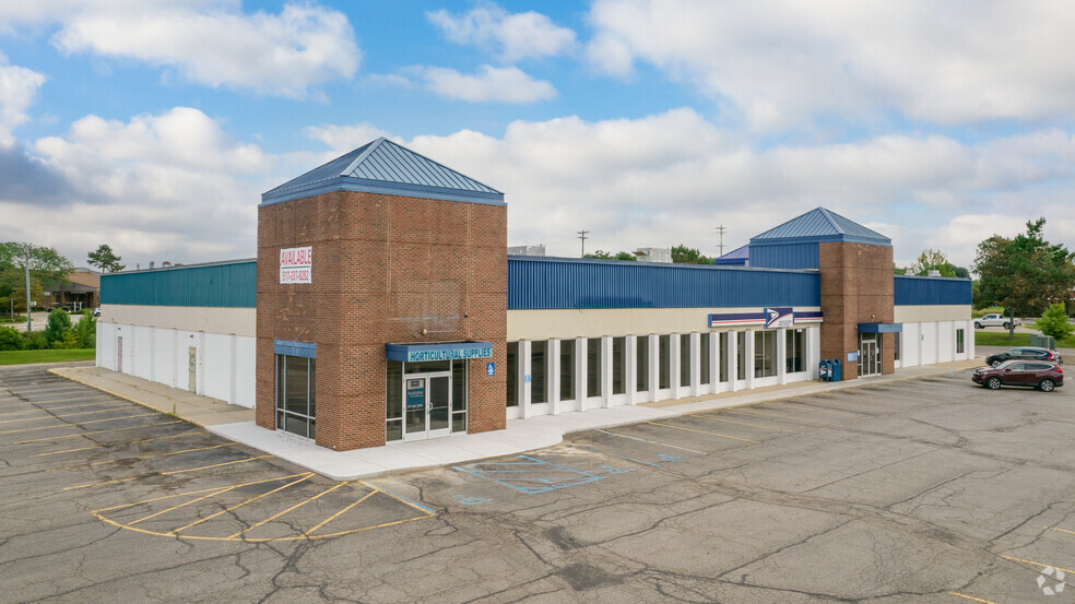 Primary Photo Of 5200-5210 W Saginaw Hwy, Lansing Freestanding For Sale