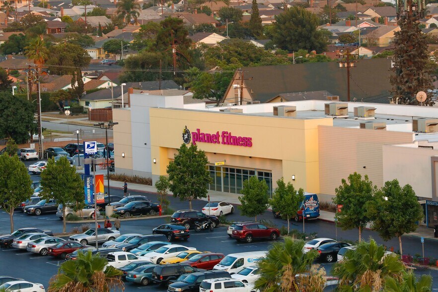 More Photos Of 2616-2900 W Imperial Hwy, Inglewood Unknown For Lease
