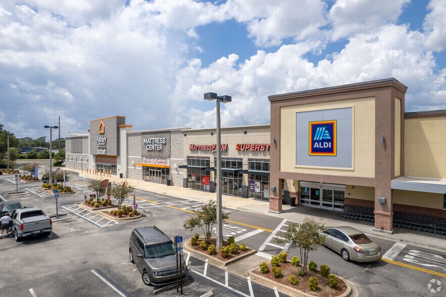 More Photos Of 9317-9337 Atlantic Blvd, Jacksonville Unknown For Lease