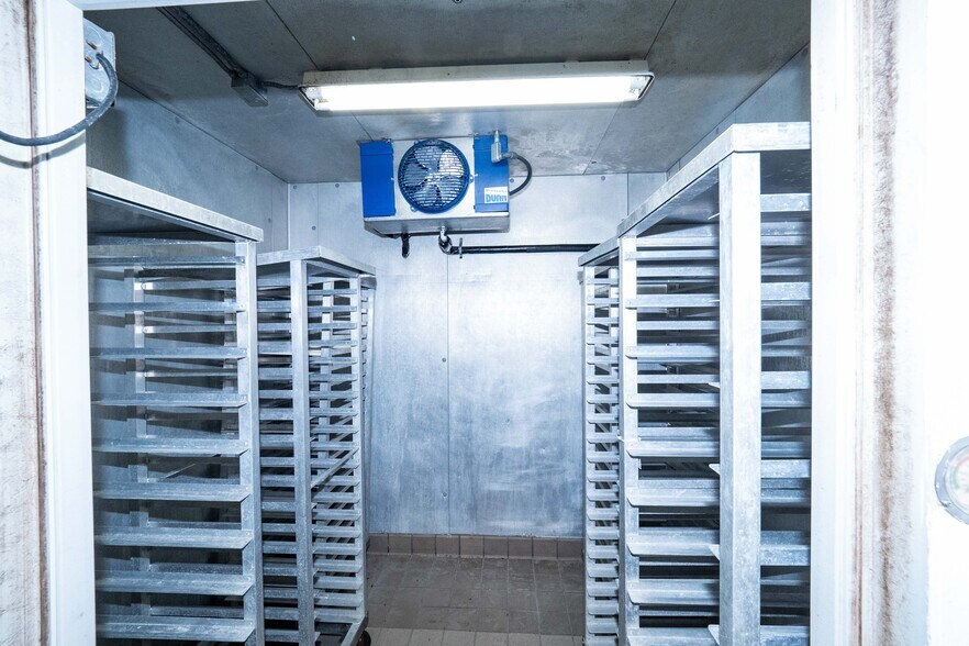 More Photos Of 6357 I 55 N, Jackson Restaurant For Lease