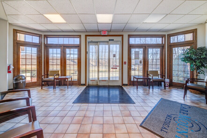 More Photos Of 48 Route 6, Yorktown Heights Medical For Lease