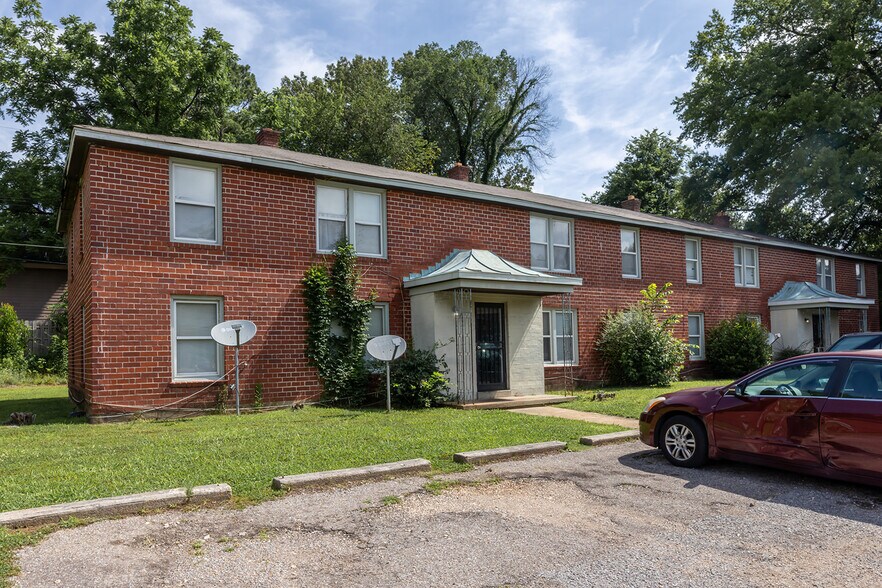More Photos Of 1393 Lapaloma Cir, Memphis Apartments For Sale