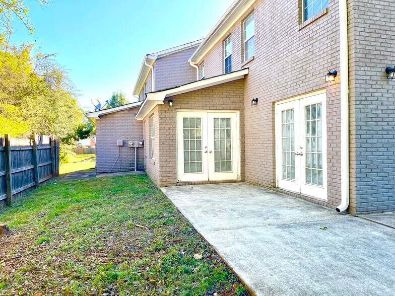 More Photos Of 2124 Hickory Bnd SE, Conyers Multifamily For Sale