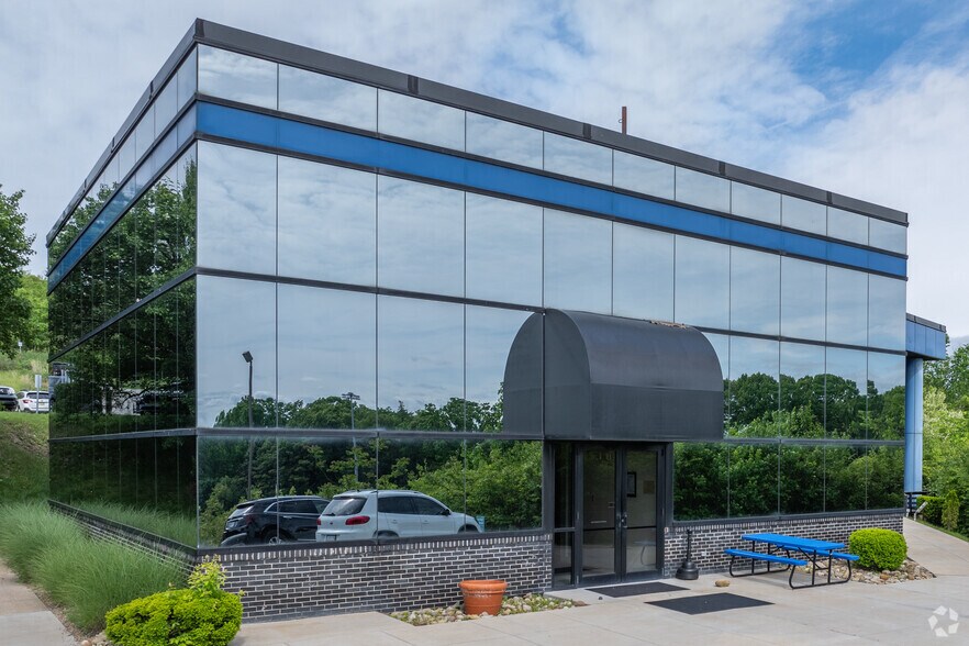 More Photos Of , Carnegie Unknown For Sale