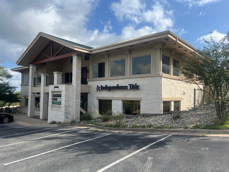 More Photos Of 20500 Fm 1431, Lago Vista Loft Creative Space For Lease