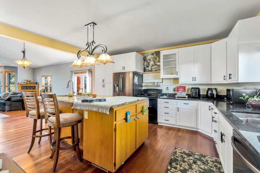 More Photos Of 7019 County Road 5, Erie Specialty For Sale