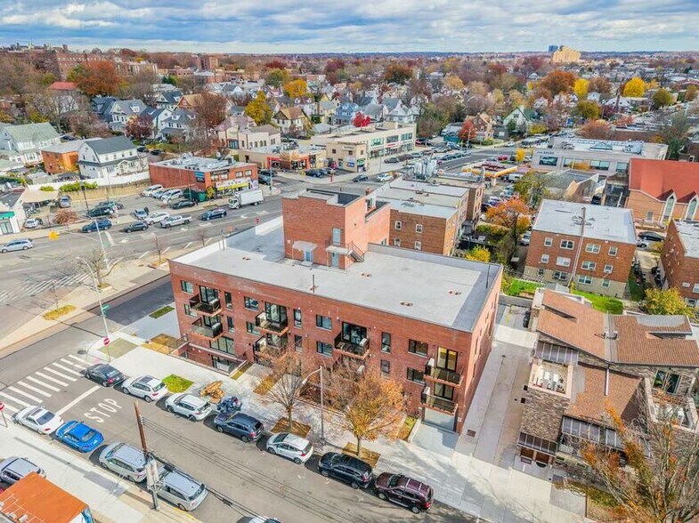 More Photos Of 16502 Sanford Ave, Flushing Apartments For Sale