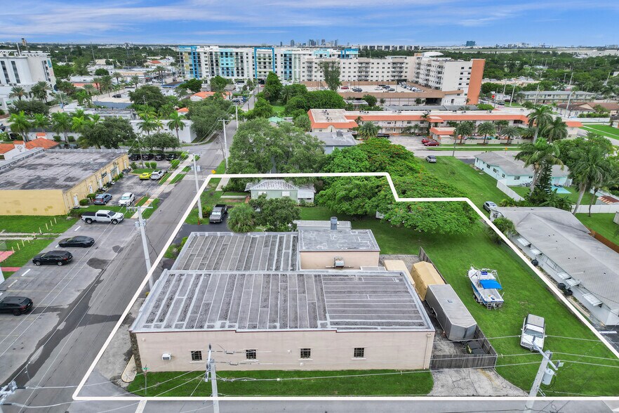 More Photos Of 121 SE 1st Ave, Dania Beach Auto Repair For Sale