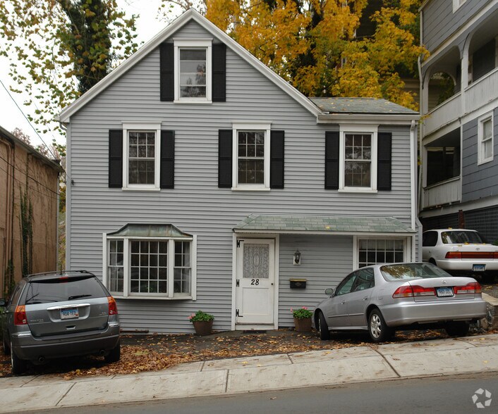 More Photos Of 28 Sound View Dr, Greenwich Office Residential For Lease