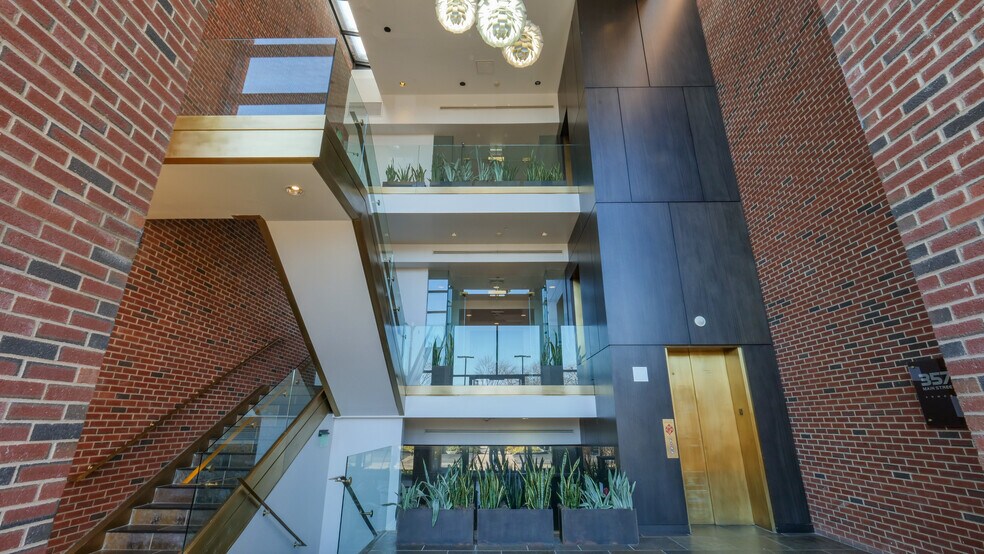 More Photos Of 355 Main St, Armonk Unknown For Lease