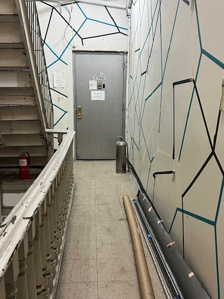 More Photos Of 424-426 Broadway, New York Loft Creative Space For Sale