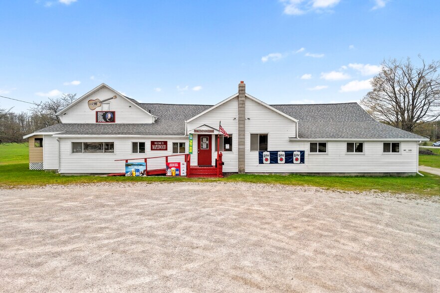 More Photos Of 7930 French Rd, Alpena General Retail For Sale