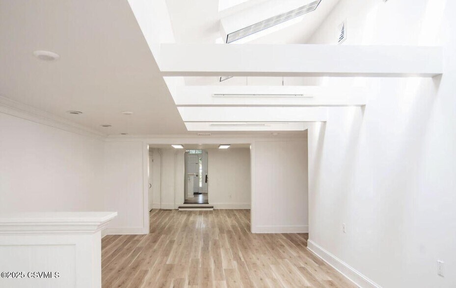 More Photos Of 30-32 N 2nd St, Lewisburg Storefront Retail Residential For Lease