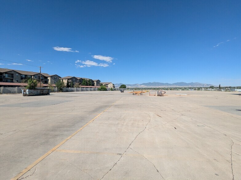 More Photos Of 7380 700 W, Midvale Unknown For Lease