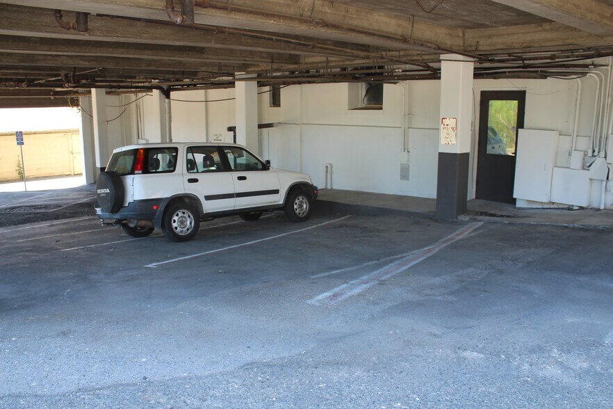 More Photos Of 108 Court St, Jackson General Retail For Sale