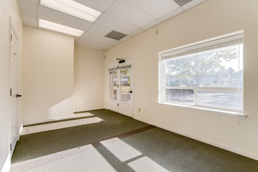 More Photos Of 7090 Atascadero Ave, Atascadero Medical For Sale