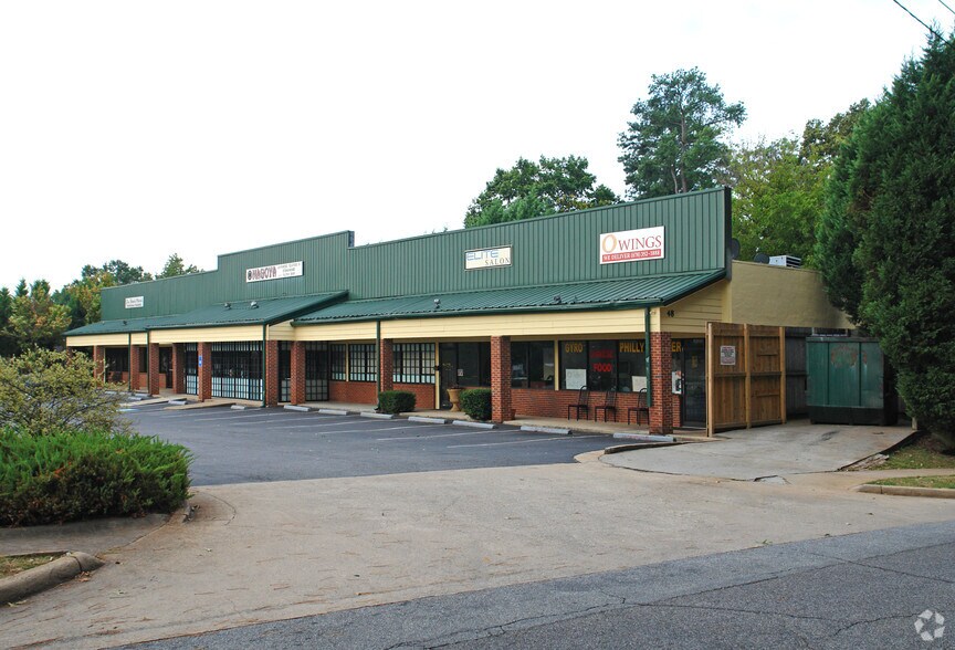 More Photos Of 48 King St, Roswell Freestanding For Lease
