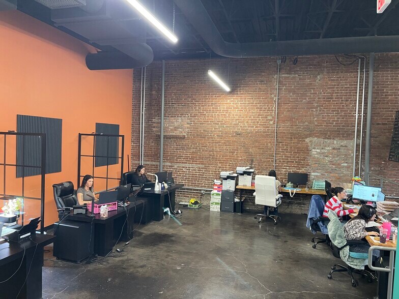 More Photos Of 1609 E 4th St, Tulsa Office For Lease