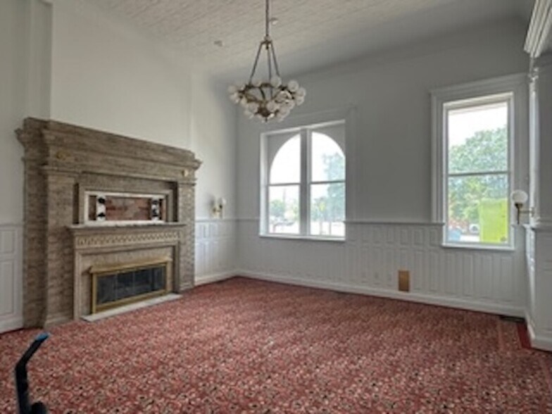 More Photos Of 1200 6th Ave, Columbus Office For Lease