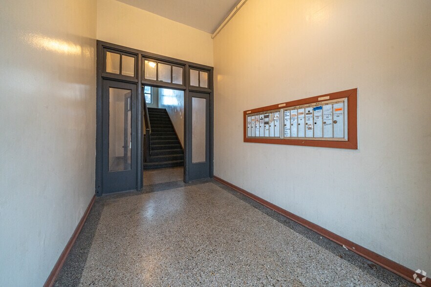 More Photos Of 1210 W 83rd St, Chicago Apartments For Sale