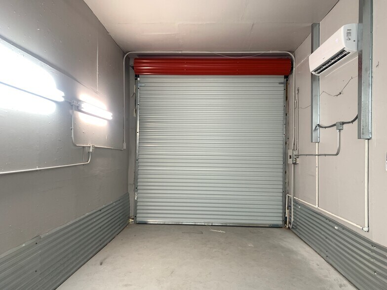 More Photos Of 2715 Highway 95, Bullhead City Self Storage For Lease