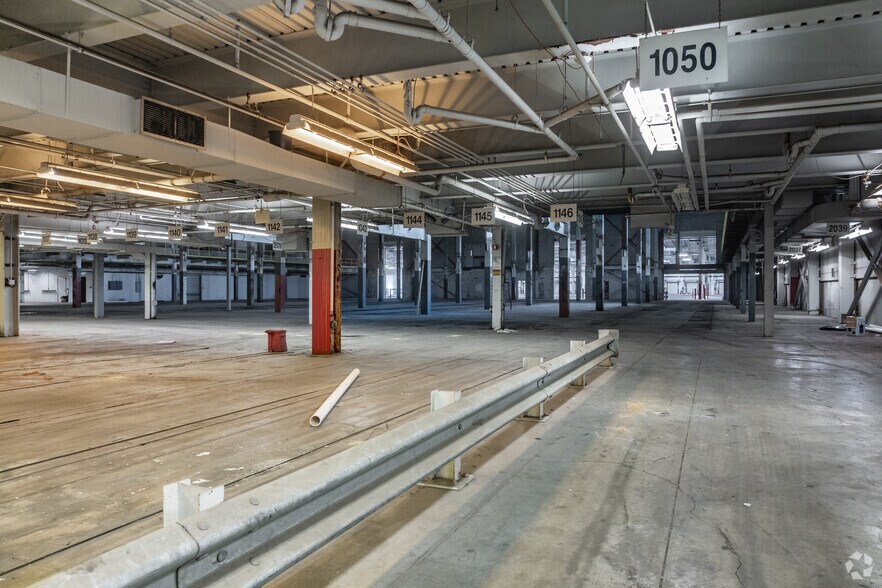 More Photos Of 5300 Crosswind Dr, Columbus Manufacturing For Lease